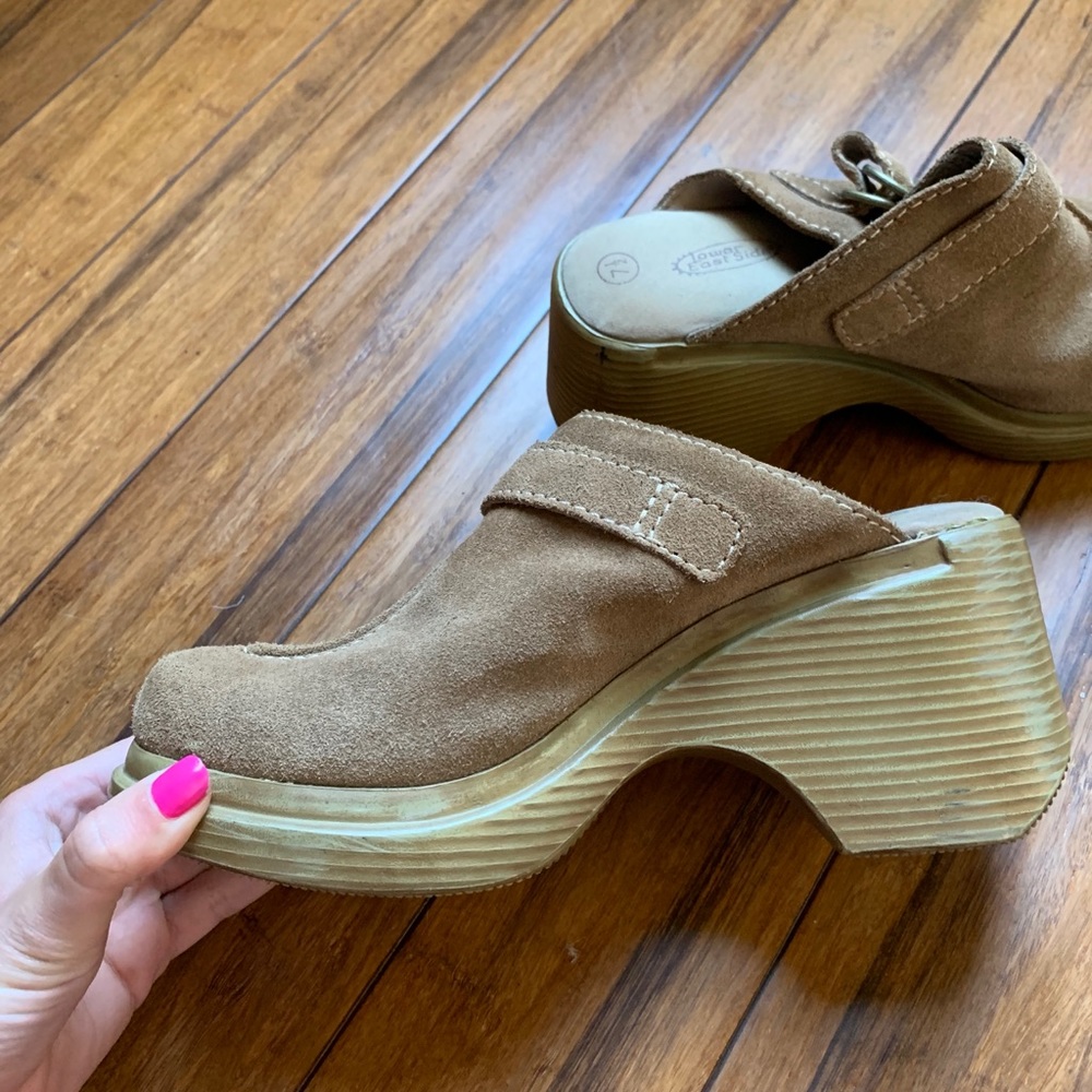 Vintage clogs super comfy